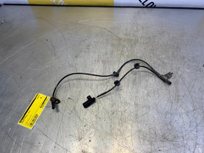 Używane Czujnik ABS Suzuki Vitara (LY/MY) 1.6 16V VVT Cena € 19,99 Procedura marży oferowane przez Yellow Parts