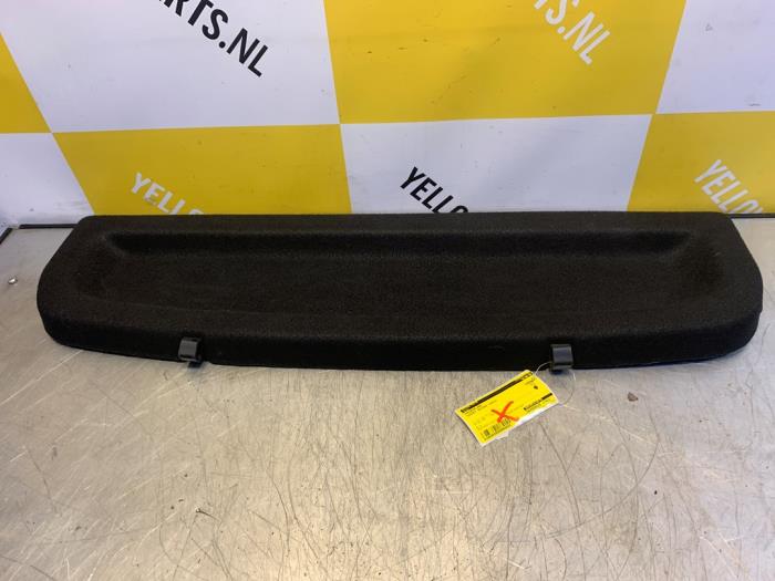 Używane Pólka tylna Suzuki Splash 1.2 VVT 16V Cena € 49,00 Procedura marży oferowane przez Yellow Parts