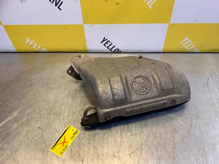 Gebrauchte Abgaskrümmer Suzuki Grand Vitara I (FT/GT/HT) 2.0 16V Preis € 89,00 Margenregelung angeboten von Yellow Parts