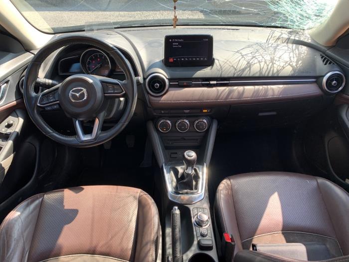 Begagnade Innerdisplay Mazda CX-3 (DJ/DK) 2.0 SkyActiv-G 120 Pris € 349,00 Marginaltabell erbjuds av Yellow Parts