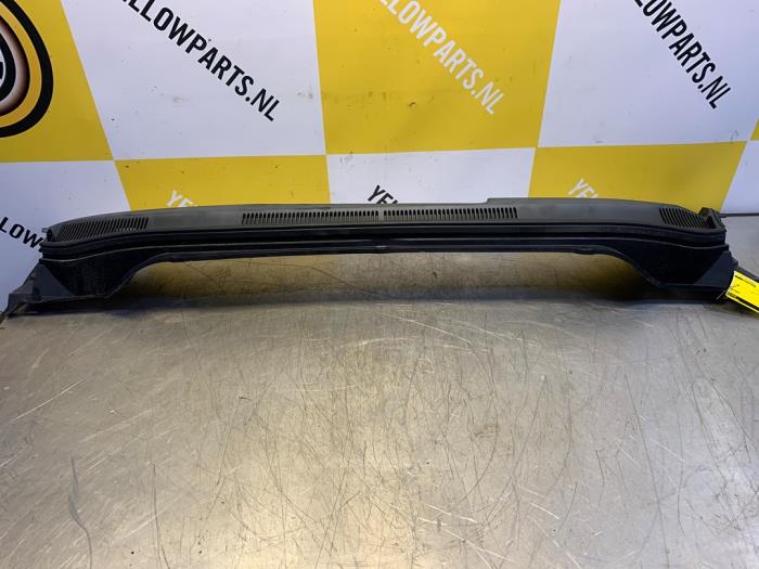 Używane Parawan Suzuki Splash 1.2 VVT 16V Cena € 44,95 Procedura marży oferowane przez Yellow Parts