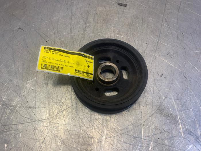 Gebrauchte Kurbelwelle Riemenscheibe Suzuki Swift (ZA/ZC/ZD1/2/3/9) 1.6 Sport VVT 16V Preis € 49,00 Margenregelung angeboten von Yellow Parts
