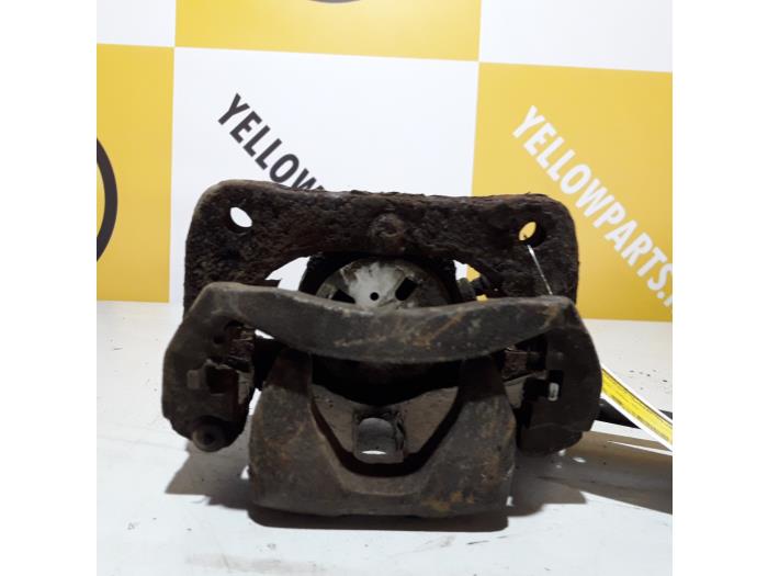 Front brake calliper, left from a Suzuki Grand Vitara I (FT/GT/HT) 2.0 16V 2001