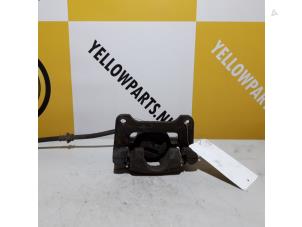 Usagé Etrier de frein (pince) avant gauche Suzuki Ignis (FH) 1.3 16V Prix € 25,00 Règlement à la marge proposé par Yellow Parts