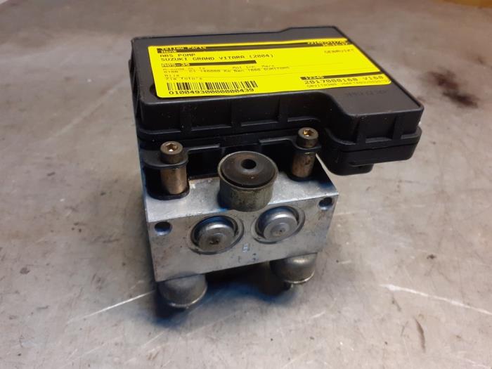 Begagnade ABS-pump Suzuki Grand Vitara I (FT/GT/HT) 1.6 16V Pris € 79,00 Marginaltabell erbjuds av Yellow Parts