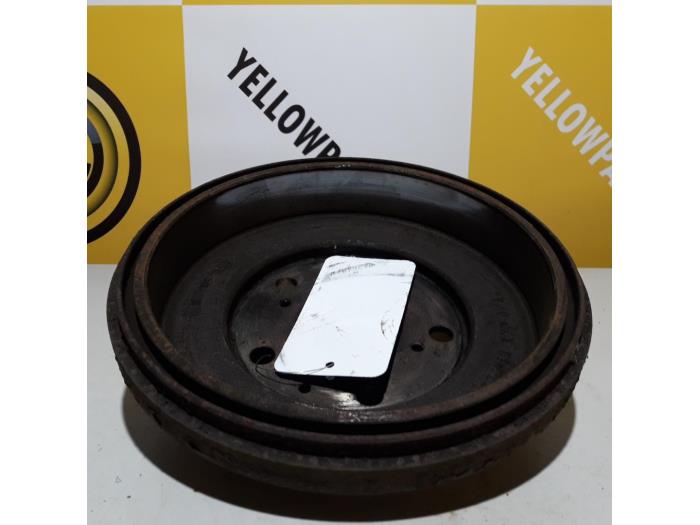 Używane Hamulec bebnowy tyl Suzuki SX4 (EY/GY) 1.6 16V VVT Comfort,Exclusive Autom. Cena € 19,99 Procedura marży oferowane przez Yellow Parts