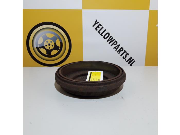 Używane Hamulec bebnowy tyl Suzuki SX4 (EY/GY) 1.9 DDiS Grip 4x4 Cena € 19,99 Procedura marży oferowane przez Yellow Parts