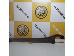 Used Rear wishbone, left Suzuki Jimny Softtop 1.3i 16V 4x4 Price € 50,00 Margin scheme offered by Yellow Parts