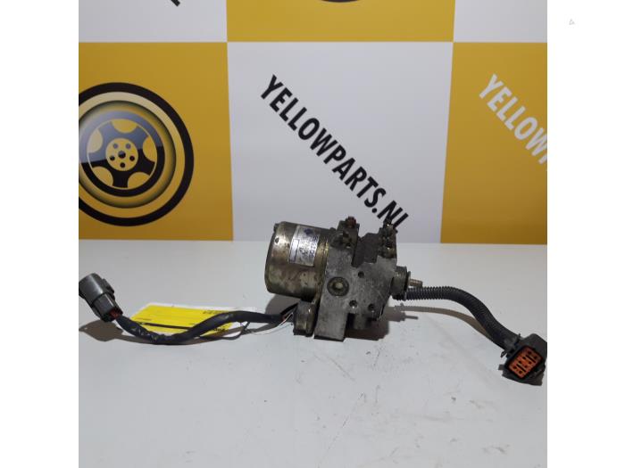 Begagnade ABS-pump Suzuki Baleno (GC/GD) 1.8 16V Pris € 50,00 Marginaltabell erbjuds av Yellow Parts