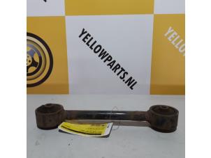 Used Rear upper wishbone, left Suzuki Grand Vitara I (FT/GT/HT) 2.0 16V Price € 20,00 Margin scheme offered by Yellow Parts