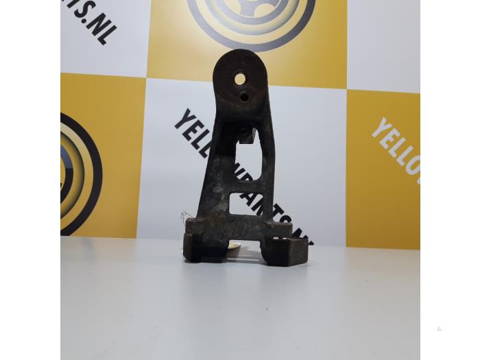 Used Engine mount Suzuki Grand Vitara I (FT/GT/HT) 2.0 TDi II Price € 25,00 Margin scheme offered by Yellow Parts
