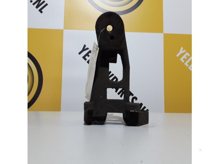 Used Engine mount Suzuki Grand Vitara I (FT/GT/HT) 2.0 TDi II Price € 25,00 Margin scheme offered by Yellow Parts