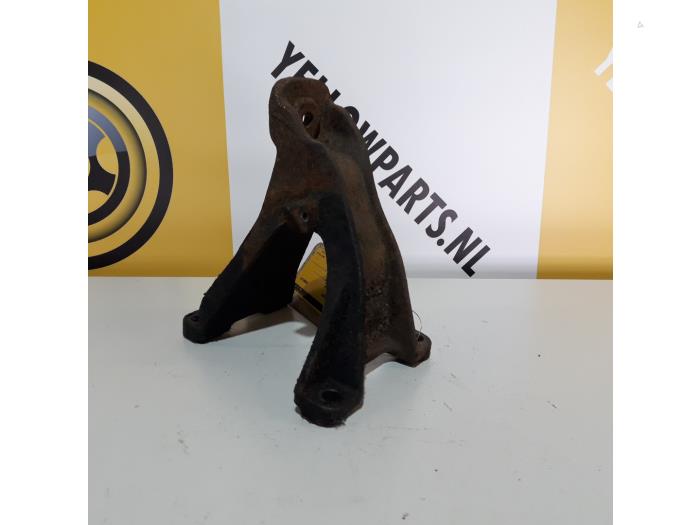 Used Engine mount Suzuki Grand Vitara I (FT/GT/HT) 2.5 V6 24V Price € 20,00 Margin scheme offered by Yellow Parts