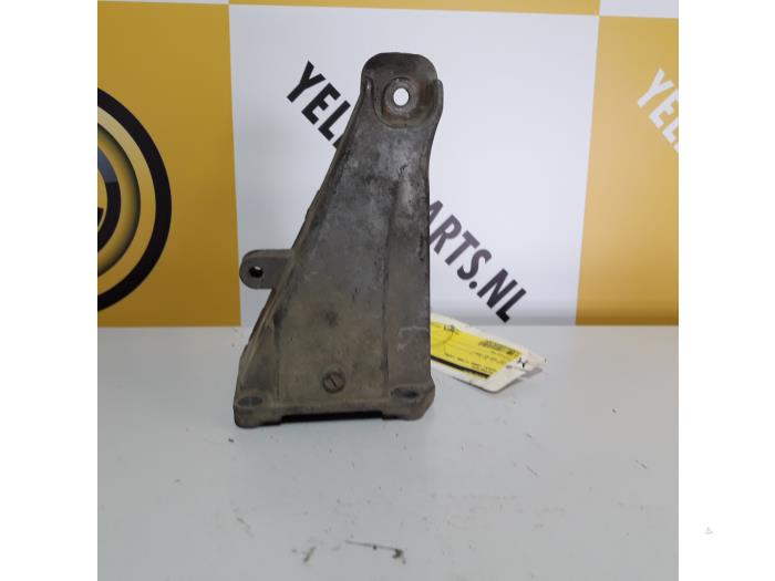 Used Engine mount Suzuki Grand Vitara I (FT/GT/HT) 2.0 16V Price € 20,00 Margin scheme offered by Yellow Parts