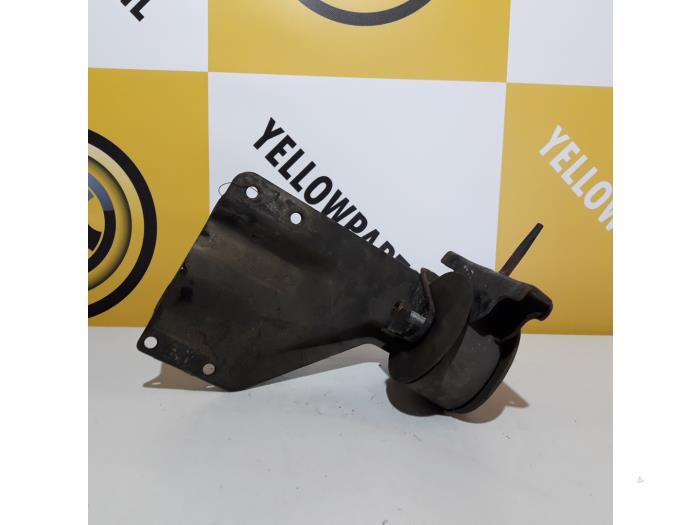 Used Engine mount Suzuki Baleno (GA/GB) 1.3 GL Price € 20,00 Margin scheme offered by Yellow Parts