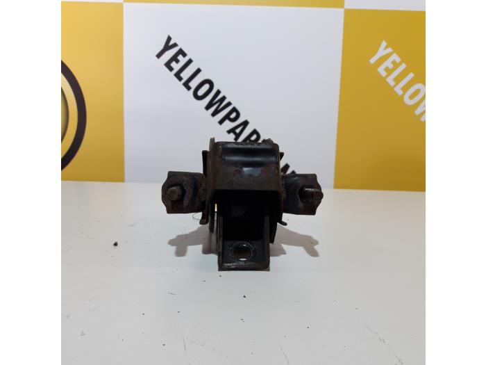 Used Engine mount Suzuki Swift (SF310/413) 1.3 Price € 20,00 Margin scheme offered by Yellow Parts