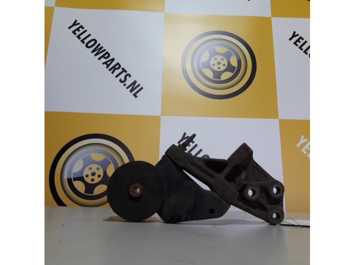Used Engine mount Suzuki Alto (RF410) 1.1 16V Price € 20,00 Margin scheme offered by Yellow Parts