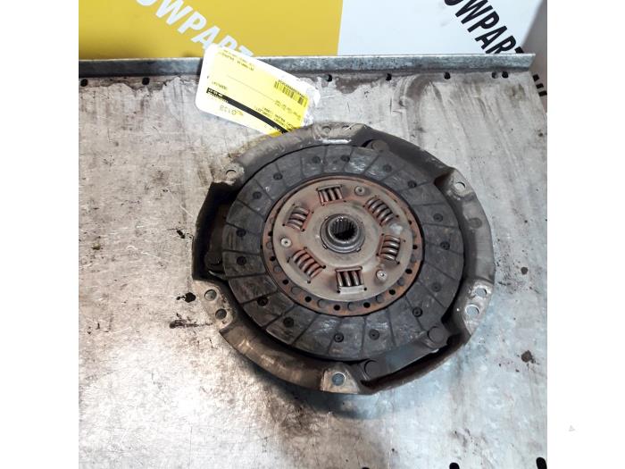 Gebrauchte Kupplungsset (komplett) Suzuki Baleno (GC/GD) 1.3 GL 16V Preis € 25,00 Margenregelung angeboten von Yellow Parts