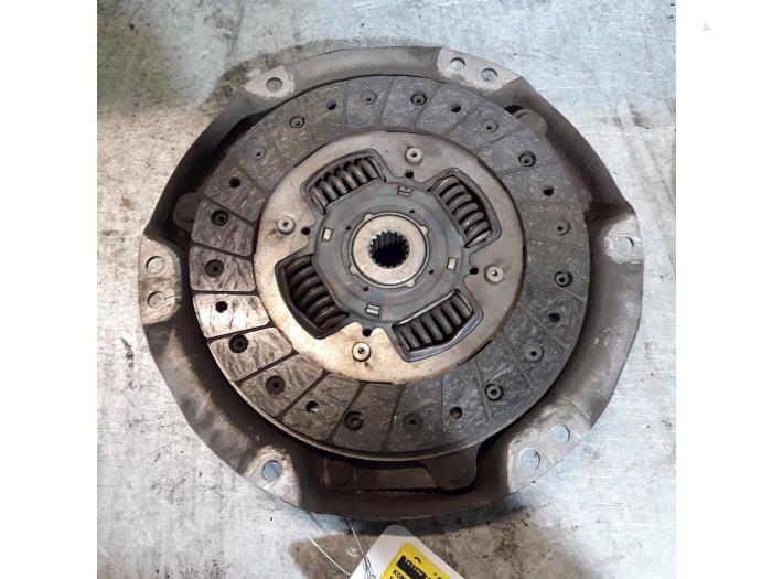 Gebrauchte Kupplungsset (komplett) Suzuki Swift (SF310/413) 1.3i 5-Drs. Preis € 25,00 Margenregelung angeboten von Yellow Parts