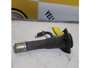 Used Fuel tank filler pipe Suzuki Grand Vitara I (FT/GT/HT) 2.0 16V Price € 30,00 Margin scheme offered by Yellow Parts