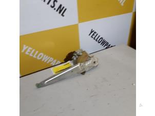 Usagé Lève vitre électrique arrière gauche Suzuki Ignis (FH) 1.5 16V Sport Prix € 25,00 Règlement à la marge proposé par Yellow Parts