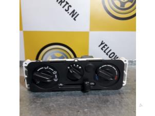 Usados Panel de control de calefacción Suzuki Jimny Hardtop 1.3i 16V 4x4 Precio € 25,00 Norma de margen ofrecido por Yellow Parts