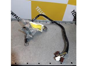 Used Set of cylinder locks (complete) Suzuki Baleno (GA/GB) 1.3 GL 16V Price € 35,00 Margin scheme offered by Yellow Parts