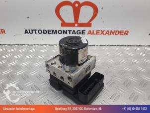 Usagé Pompe ABS Renault Laguna II (BG) 1.9 dCi 110 Prix € 200,00 Règlement à la marge proposé par Alexander Autodemontage