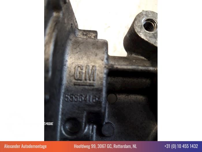 Begagnade Spjällhus Opel Insignia Mk.I 2.0 CDTI 16V Pris € 10,00 Marginaltabell erbjuds av Alexander Autodemontage