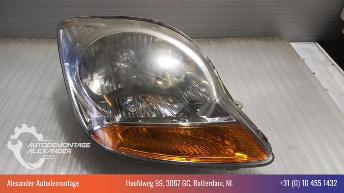 Używane Reflektor prawy Chevrolet Matiz 0.8 S,SE Cena € 35,00 Procedura marży oferowane przez Alexander Autodemontage