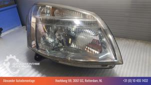 Used Headlight, right Peugeot Partner 1.6 HDI 75 Price € 40,00 Margin scheme offered by Alexander Autodemontage
