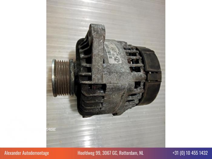 Begagnade Dynamo Alfa Romeo GT (937) 1.8 Twin Spark 16V Pris € 70,00 Marginaltabell erbjuds av Alexander Autodemontage