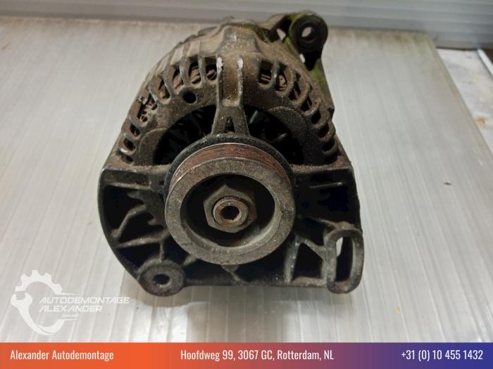 Begagnade Dynamo Fiat Punto II (188) 1.2 16V Pris € 40,00 Marginaltabell erbjuds av Alexander Autodemontage