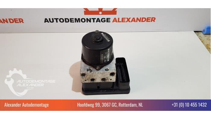Używane Pompa ABS Volkswagen Polo IV (9N1/2/3) 1.4 TDI 70 Cena € 14,99 Procedura marży oferowane przez Alexander Autodemontage