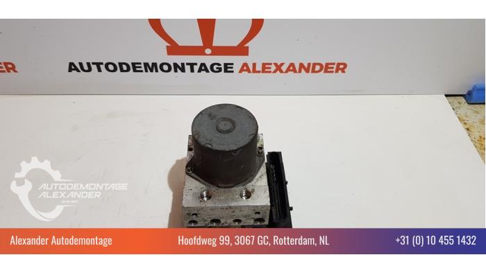 Gebrauchte ABS Pumpe Renault Clio III (BR/CR) 1.4 16V Preis € 50,00 Margenregelung angeboten von Alexander Autodemontage