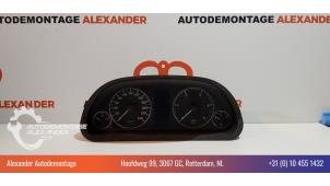Used Instrument panel Mercedes A (W169) 1.5 A-150 5-Drs. Price € 50,00 Margin scheme offered by Alexander Autodemontage