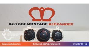 Używane Panel sterowania nagrzewnicy Renault Master IV (MA/MB/MC/MD/MH/MF/MG/MH) 2.3 dCi 16V Cena € 75,00 Procedura marży oferowane przez Alexander Autodemontage