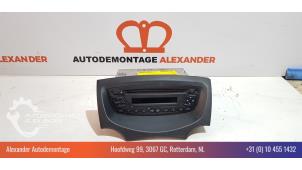Usados Reproductor de CD y radio Ford Ka II 1.2 Precio € 75,00 Norma de margen ofrecido por Alexander Autodemontage
