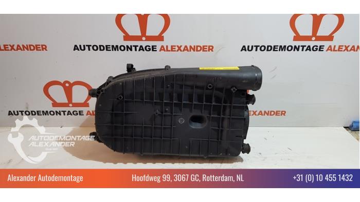 Begagnade Luftfilterhus Mercedes C (W204) 2.2 C-180 CDI 16V BlueEFFICIENCY Pris € 35,00 Marginaltabell erbjuds av Alexander Autodemontage