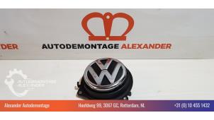 Usagé Poignée hayon Volkswagen Polo V (6R) 1.2 TDI 12V BlueMotion Prix € 20,00 Règlement à la marge proposé par Alexander Autodemontage