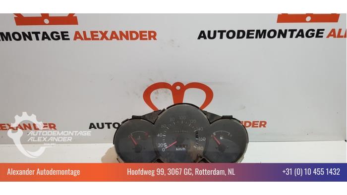 Begagnade Instrumentpanel Hyundai Atos 1.0 12V Pris € 40,00 Marginaltabell erbjuds av Alexander Autodemontage