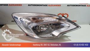 New Headlight, right Opel Meriva 1.7 CDTI 16V Price € 180,00 Inclusive VAT offered by Alexander Autodemontage