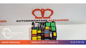 Used Fuse box Peugeot 308 SW (L4/L9/LC/LJ/LR) 1.2 12V e-THP PureTech 110 Price € 40,00 Margin scheme offered by Alexander Autodemontage