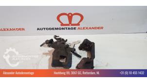 Usagé Etrier de frein (pince) arrière droit Mitsubishi Outlander (GF/GG) 2.0 16V PHEV 4x4 Prix € 175,00 Règlement à la marge proposé par Alexander Autodemontage