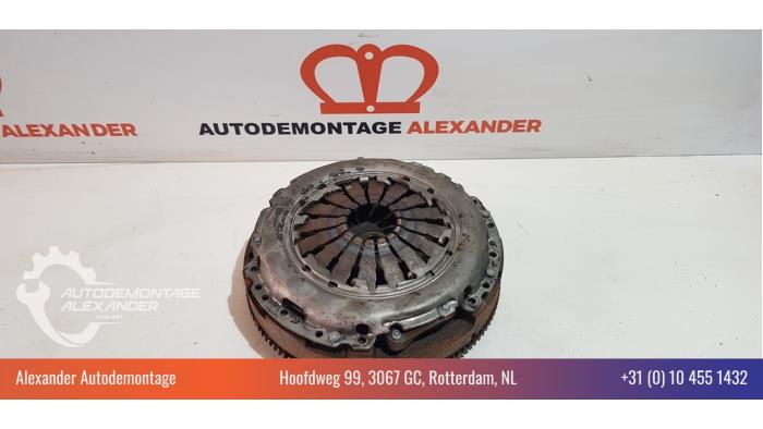 Gebrauchte Schwungrad Fiat Grande Punto (199) 1.3 JTD Multijet 16V 85 Actual Preis € 50,00 Margenregelung angeboten von Alexander Autodemontage