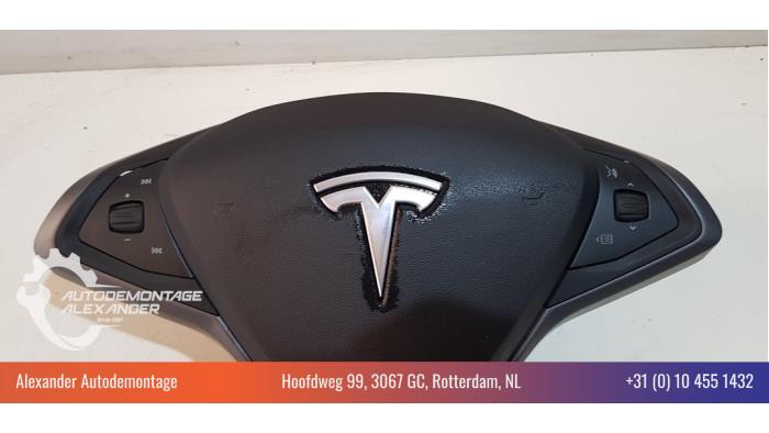 Airbag links (Lenkrad) van een Tesla Model S  2017