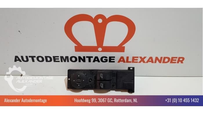 Usados Interruptor de ventanilla eléctrica Ford Focus 2 1.6 16V Precio € 25,00 Norma de margen ofrecido por Alexander Autodemontage