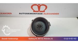 Usagé Ventilateur chauffage Mitsubishi L-400 2.5 TD Prix € 30,00 Règlement à la marge proposé par Alexander Autodemontage