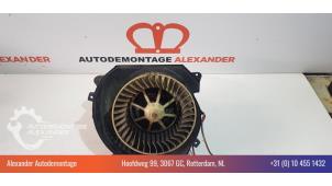 Usagé Moteur de ventilation chauffage Opel Omega B (25/26/27) 2.2 DTI 16V Prix € 35,00 Règlement à la marge proposé par Alexander Autodemontage