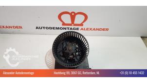Usados Motor de ventilador de calefactor Volkswagen Golf IV (1J1) 1.6 Precio € 25,00 Norma de margen ofrecido por Alexander Autodemontage